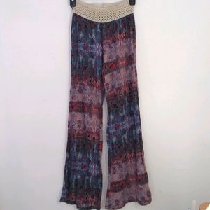 Boho bell bottom pants size xs